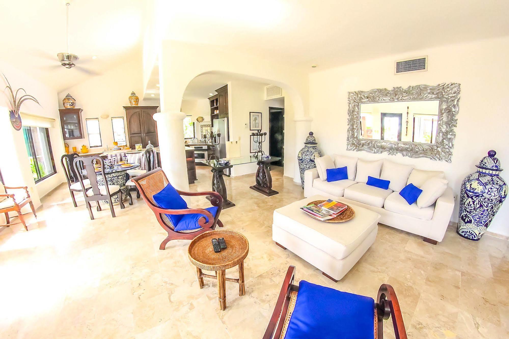 Royal Palms By Bvr Apartment Playa del Carmen Exterior photo